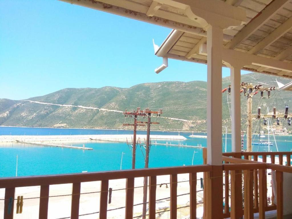 Kostas Studios II Vasiliki  Luaran gambar