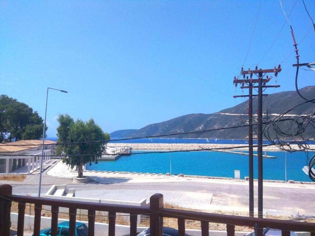 Kostas Studios II Vasiliki  Luaran gambar